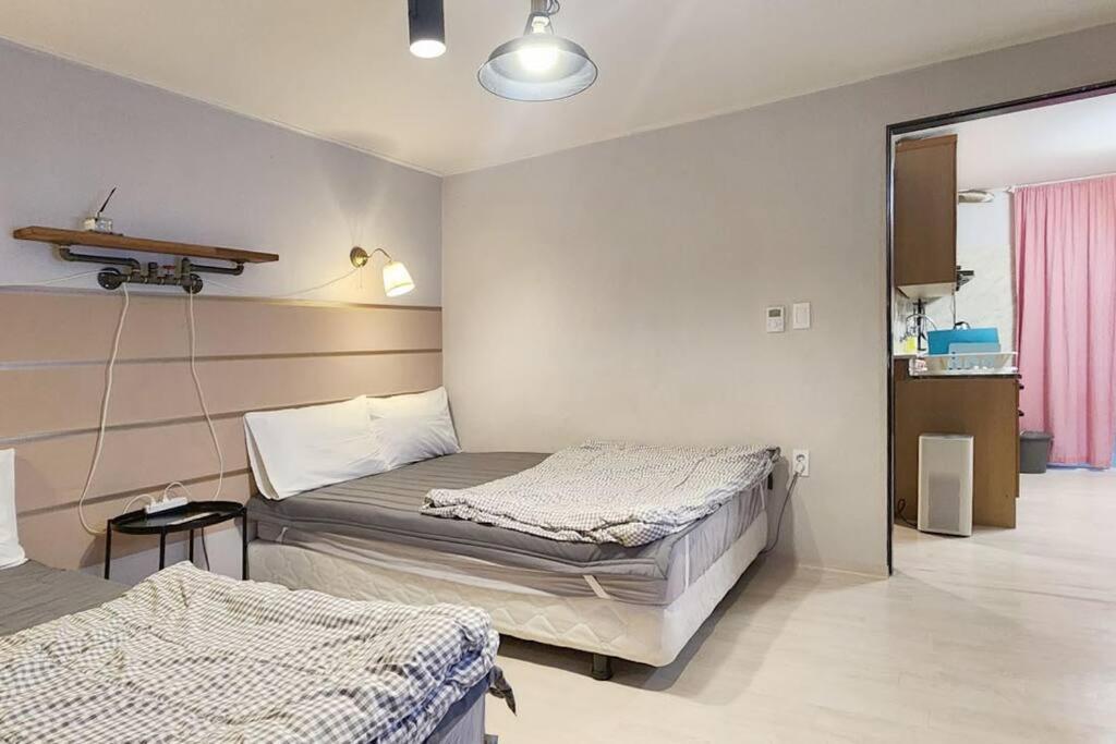 Z-1 The Art House #yeontral Park #5min To Hongdae Stn Apartment Seoul