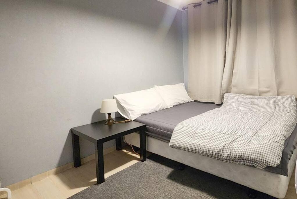 Apartment Z-1 The Art House #yeontral Park #5min To Hongdae Stn Seoul