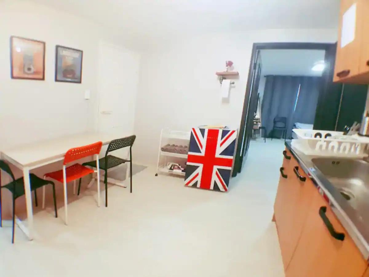 Z-1 The Art House #yeontral Park #5min To Hongdae Stn Apartment